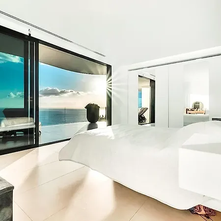 Вилла Royale - Sea Front Luxury Retreat By Clubprometheus *