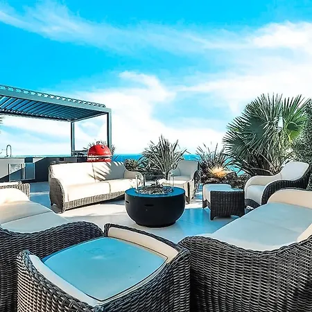 Royale - Sea Front Luxury Retreat By Clubprometheus *